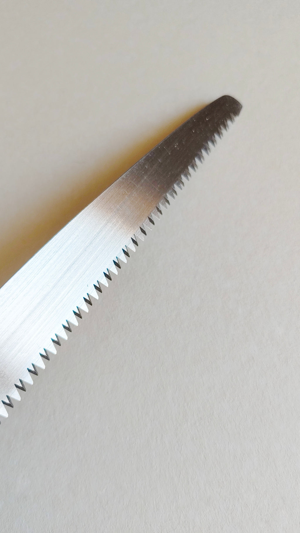 Petite scie japonaise de jardinage "Kataba" 150mm "Hishika"