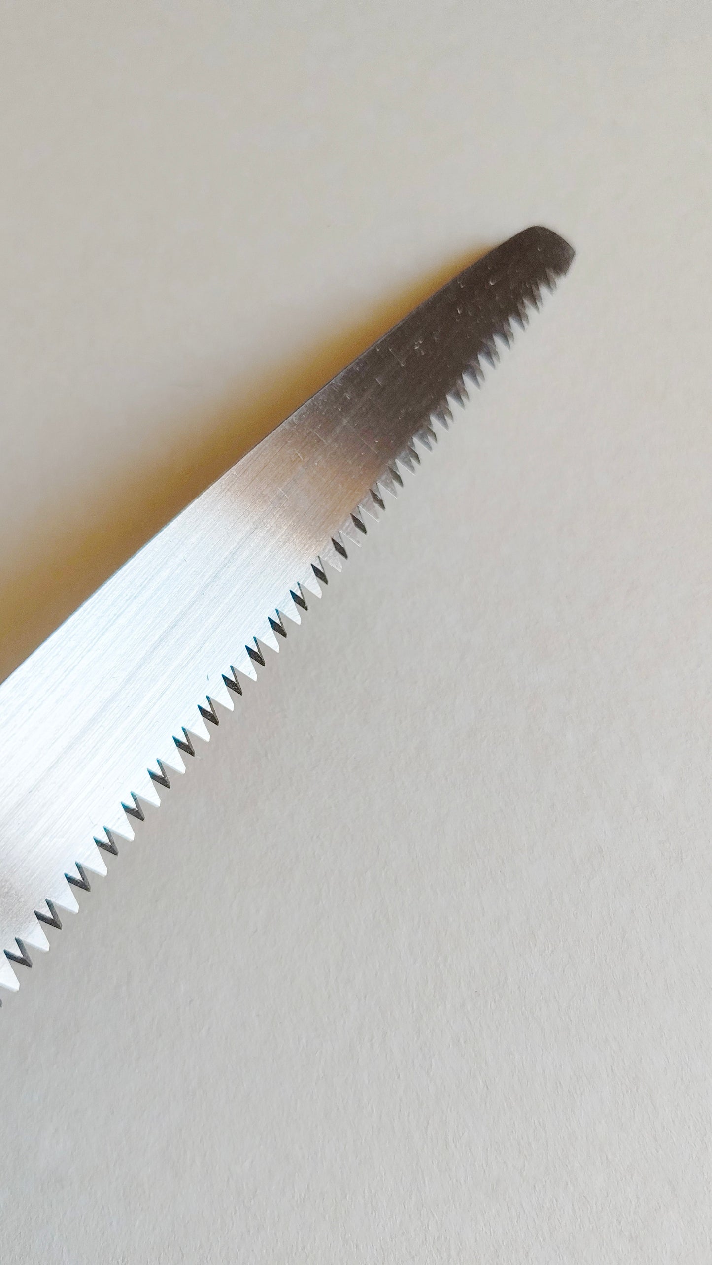 Petite scie japonaise de jardinage "Kataba" 150mm "Hishika"