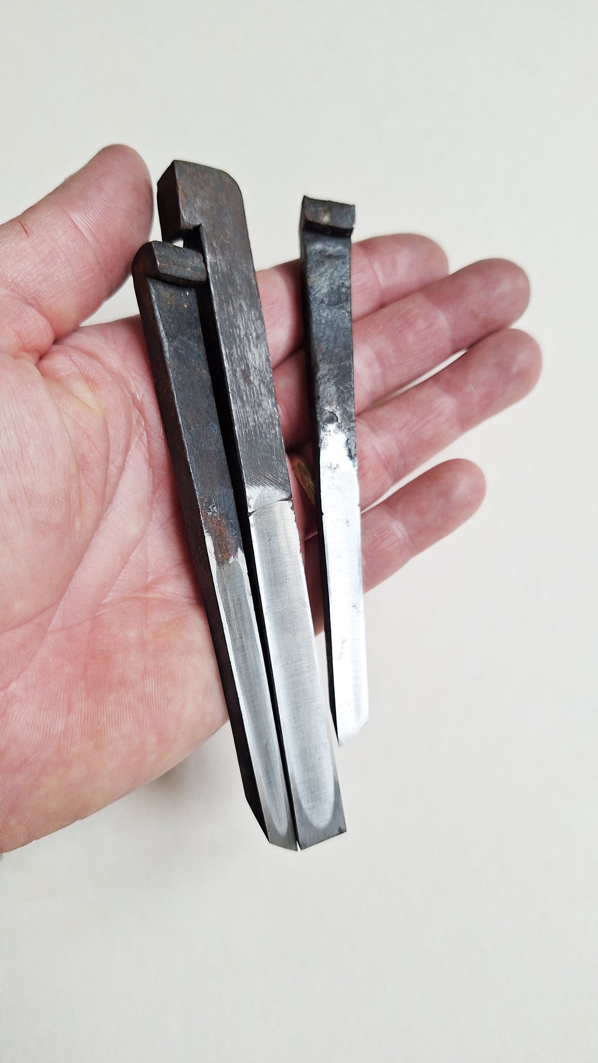 Lames de rechange pour rabot bouvet japonais "Kikaï shakuri kanna" 12mm