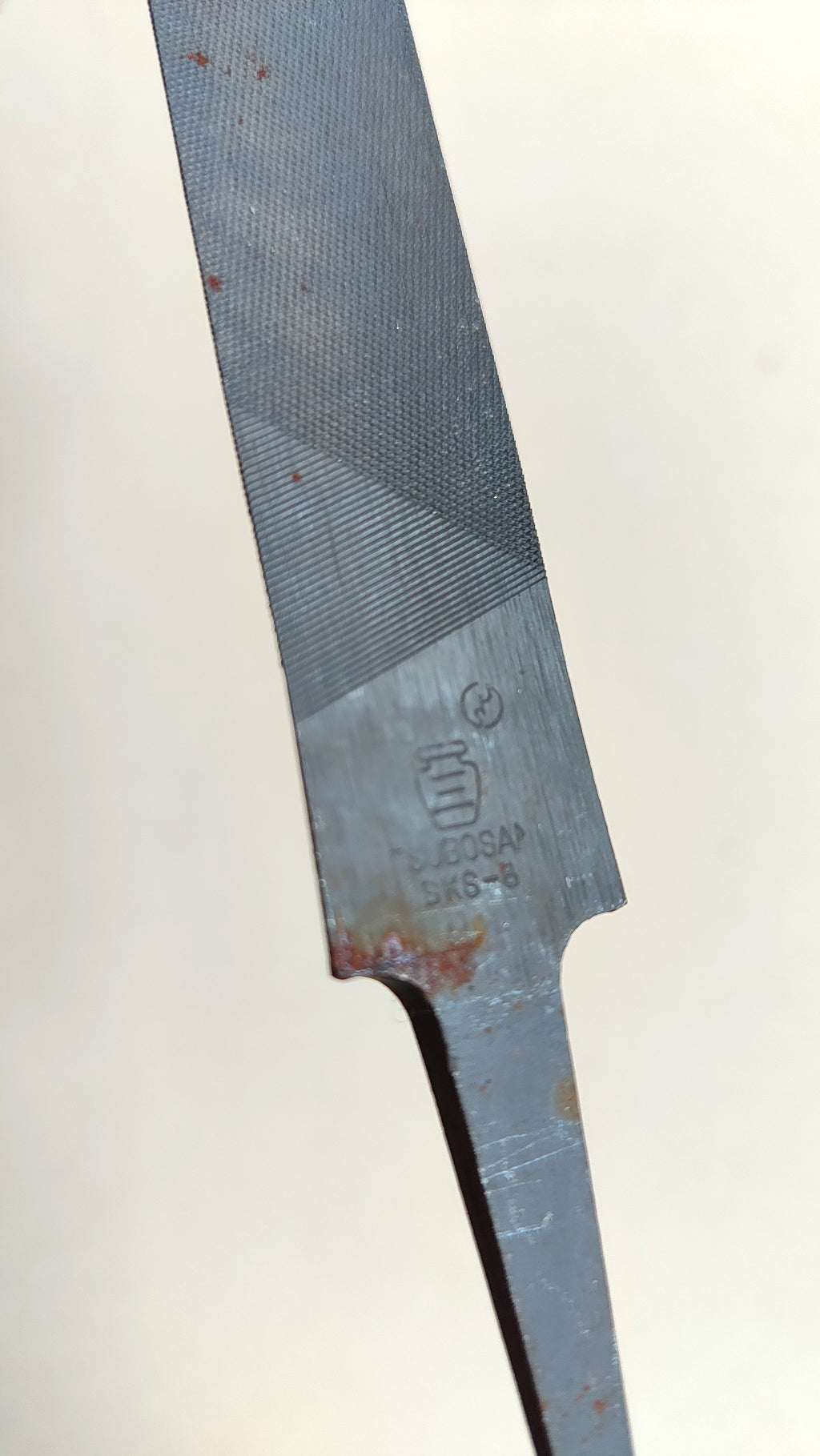 Lime métal demi ronde 200mm Tsubosan