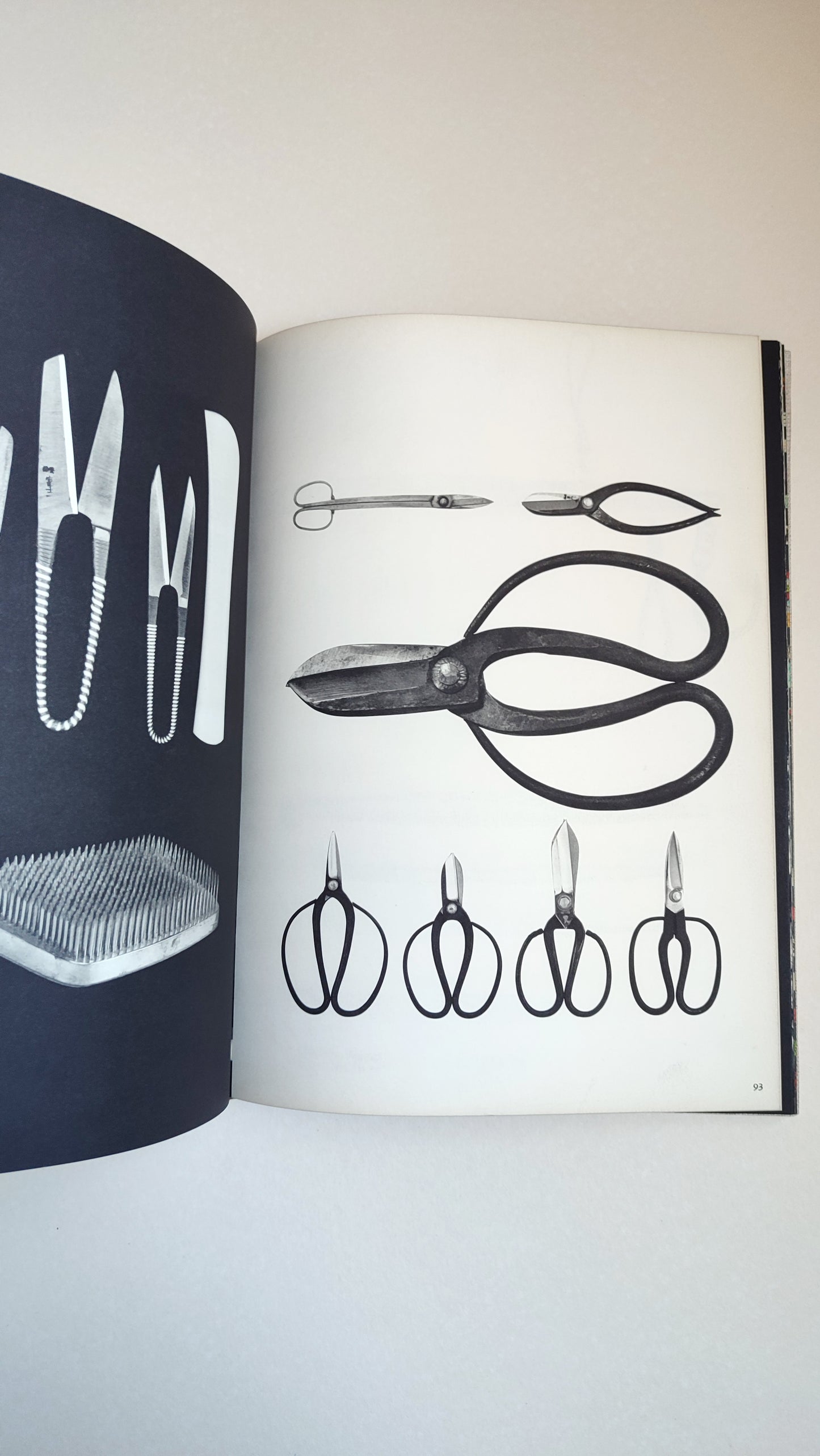 Livre "Japon beauté des formes" (Pierre - Métal - Fibres - Bambou) par Donald Richie