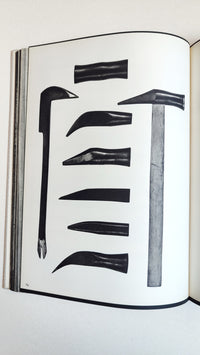 Livre "Japon beauté des formes" (Pierre - Métal - Fibres - Bambou) par Donald Richie