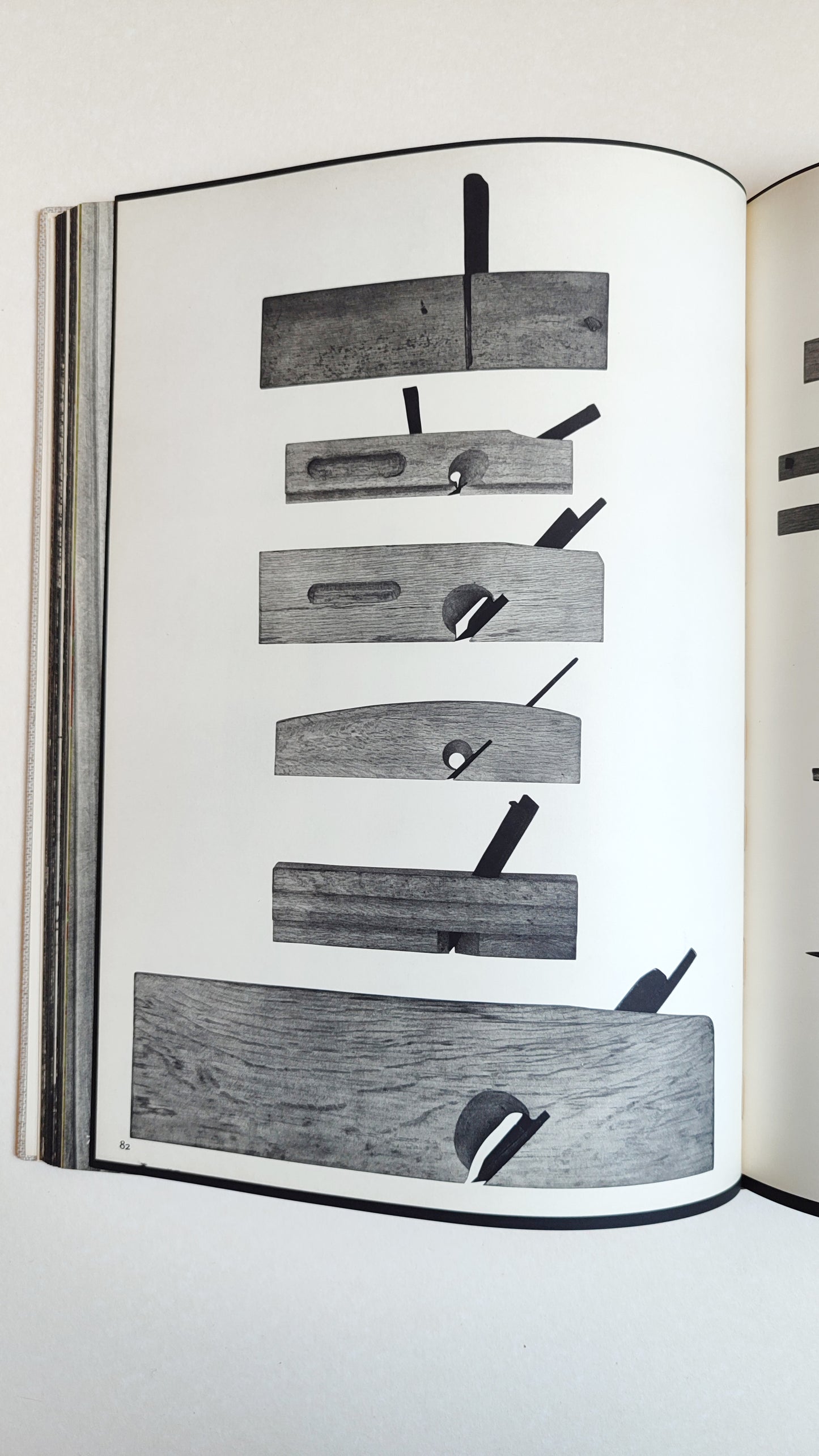 Livre "Japon beauté des formes" (Pierre - Métal - Fibres - Bambou) par Donald Richie