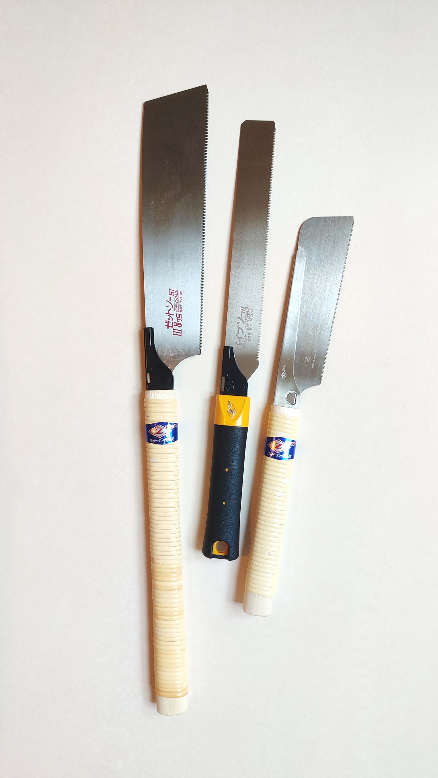 Set de scies japonaises:  Kataba+ Dozuki + Kugihiki