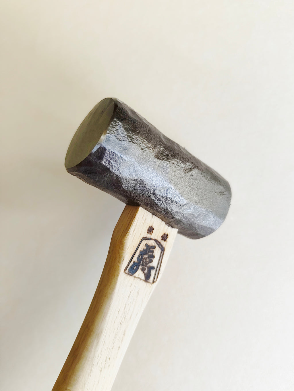 Petit marteau de forgeron japonais "Genno" 290gr