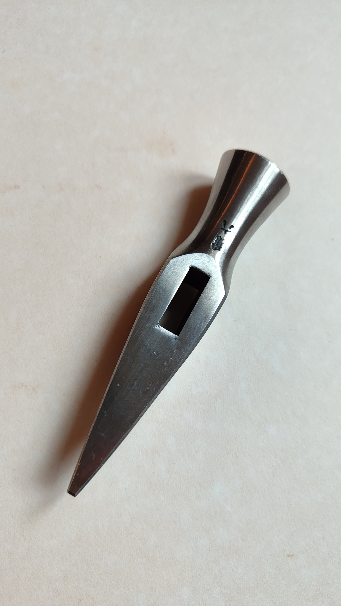 Petit marteau japonais "Funate" 225gr Touroku