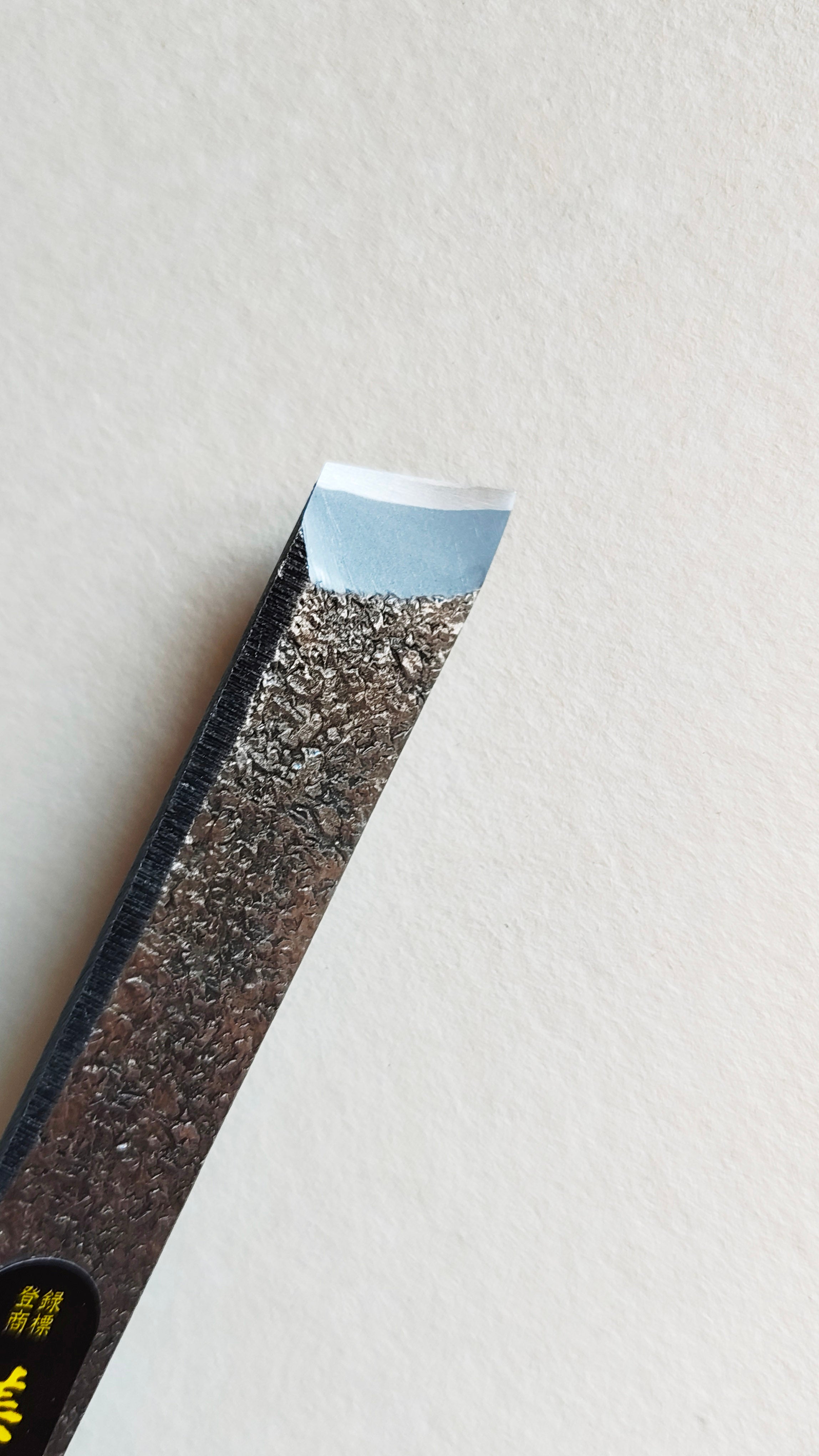 Couteau Japonais de marquage gaucher "Shirabiki" 18mm "Mikihisa"