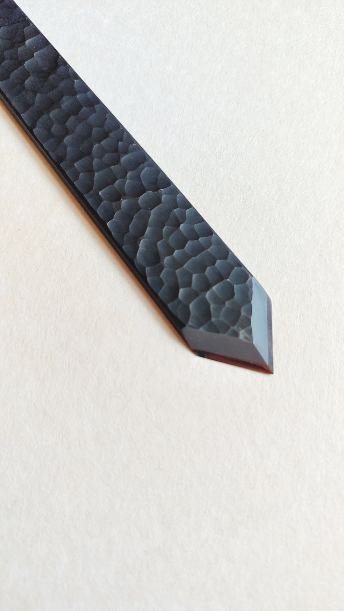 Couteau à tracer japonais "Kensaki" forgé par Yoshihide Sakamitsu 24mm "Tsuchime"