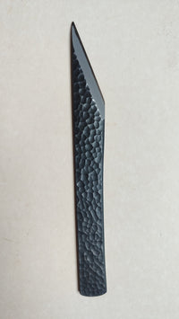 Couteau japonais "Kiridashi" forgé par Yoshihide Sakamitsu 24mm "Tsuchime"