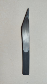 Couteau japonais "Kiridashi" forgé par Yoshihide Sakamitsu 24mm "Tsuchime"