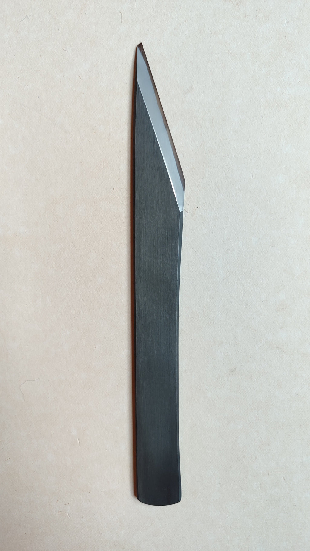 Couteau japonais "Kiridashi" forgé par Yoshihide Sakamitsu 24mm "Kurouchi"