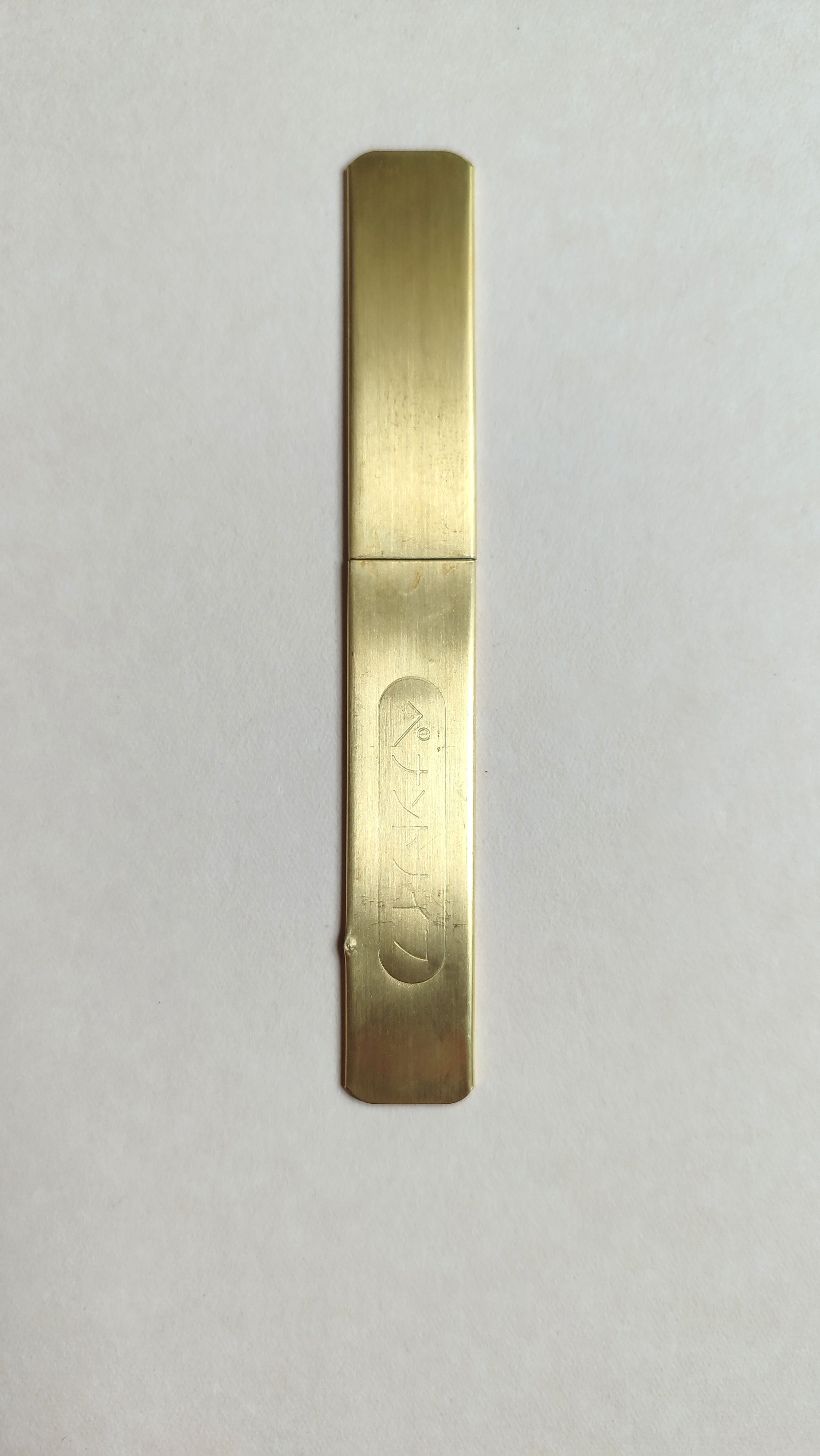 Couteau japonais "Kiridashi Penanto" 16mm "Yoshiharu"