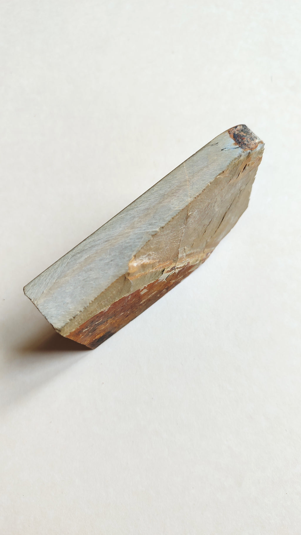 Petite pierre d'affûtage naturelle japonaise JNAT "Koppa" 114 X 74 X 17mm "Nakayama"