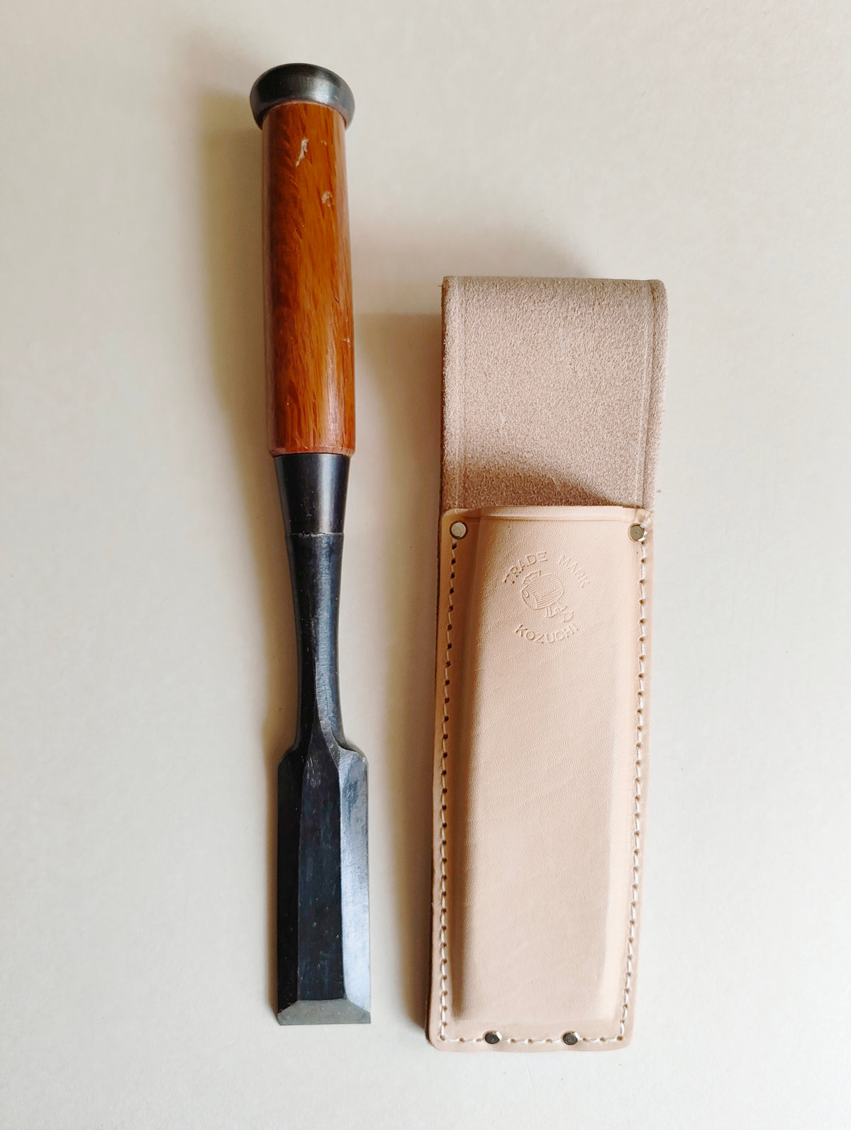 Pochette en cuir pour ciseaux & scies japonaises "Kozuchi" 245 X 65mm "SC-23"