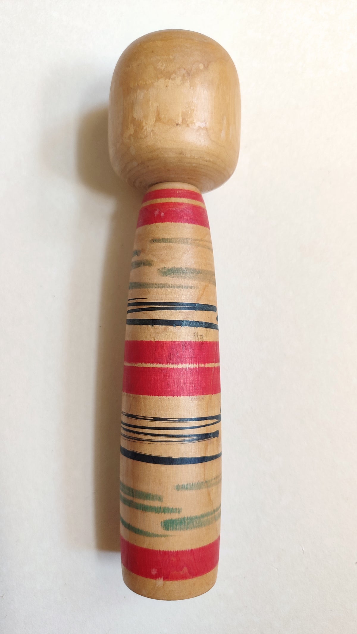 Poupée japonaise en bois "Kokechi" 250mm