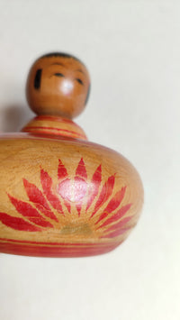 Poupée japonaise "Kokeshi" 95mm style "Ejiko-Zao "