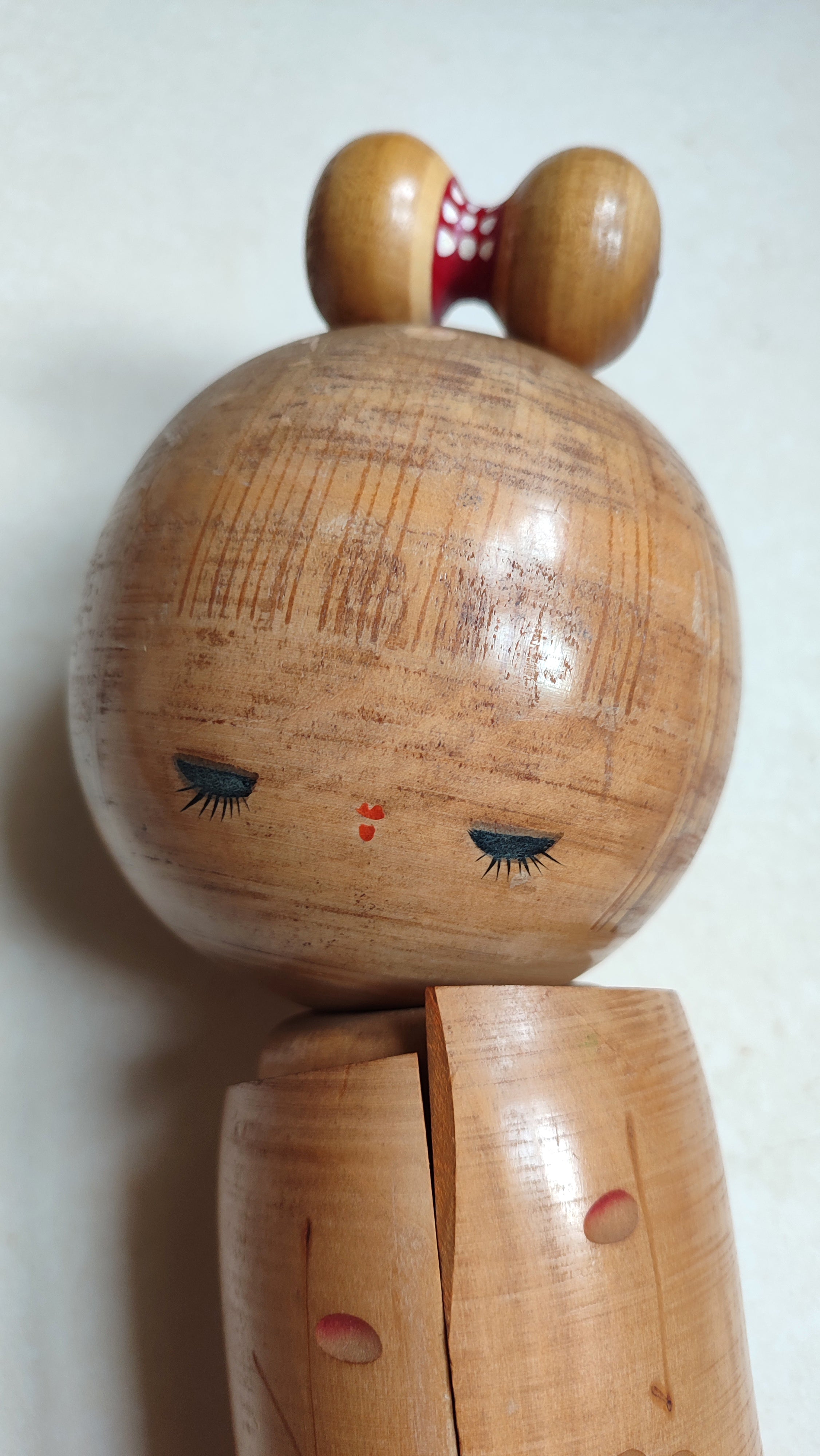 Trés grande poupée japonaise en bois "Kokechi" 400mm "Miyashita Hajime"