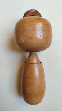 Poupée japonaise en bois "Kokechi" 195mm "Toshiharu Takahashi "