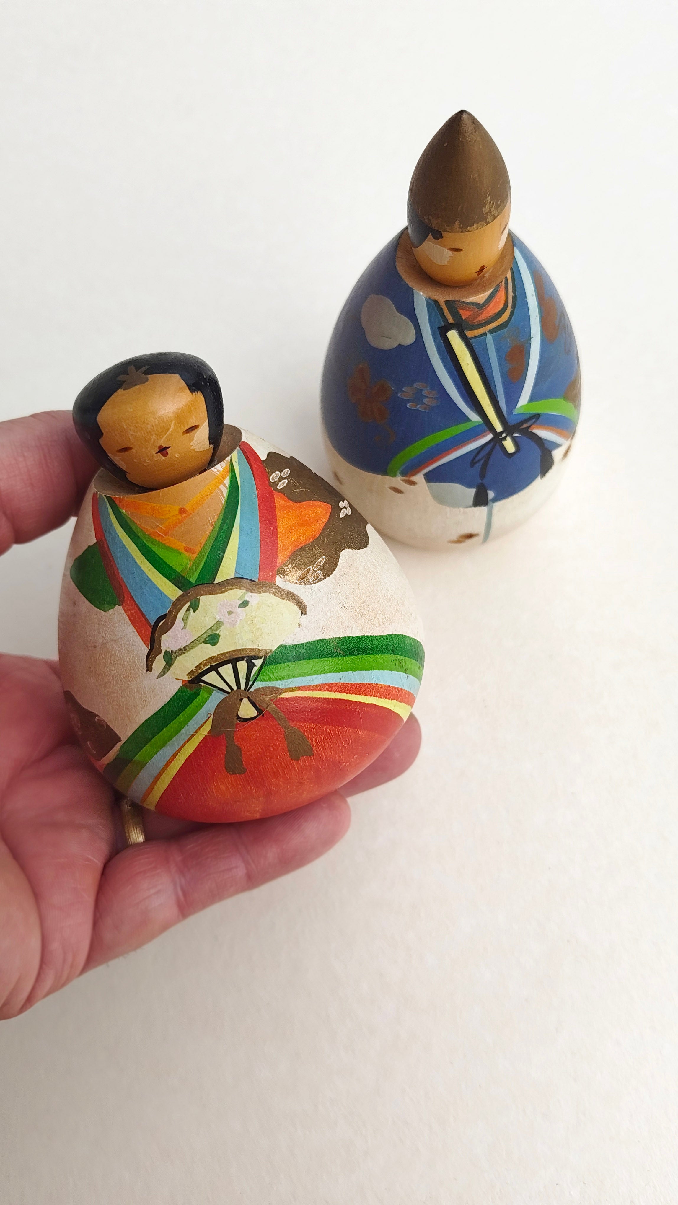 Couple de poupées japonaises en bois "Kokechi" 115mm "Wang Jiang Fukushima"