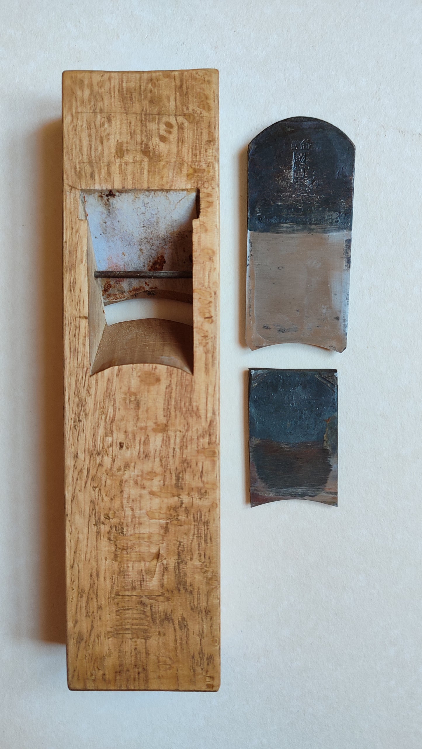 Rabot de forme japonais "Uchimaru Kanna" 42mm