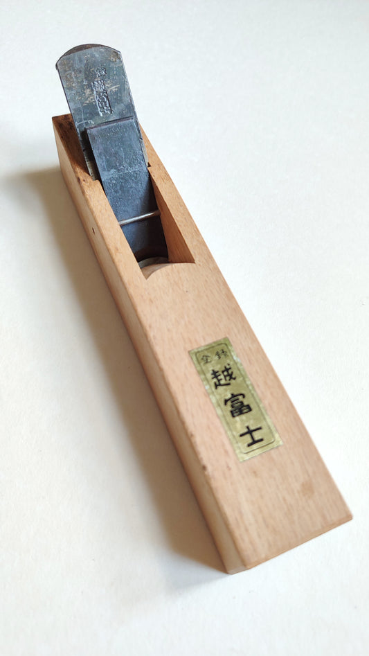 Rabot de forme japonais "Uchimaru Kanna" 24mm Fuji