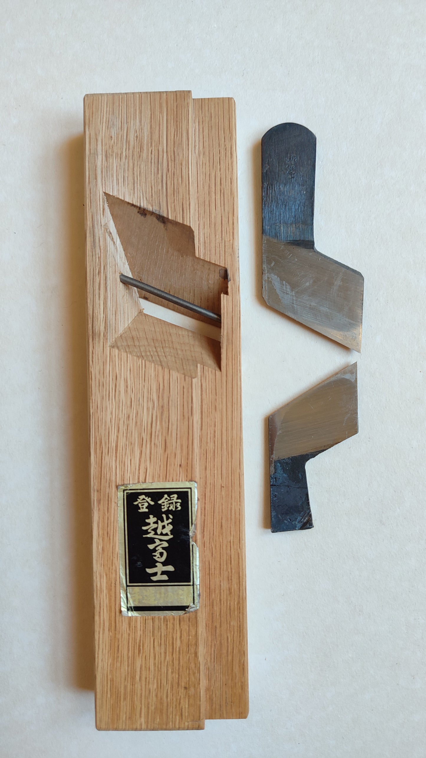 Rabot d'angle japonais Wakitori Kanna 42mm gauche "Fuji"