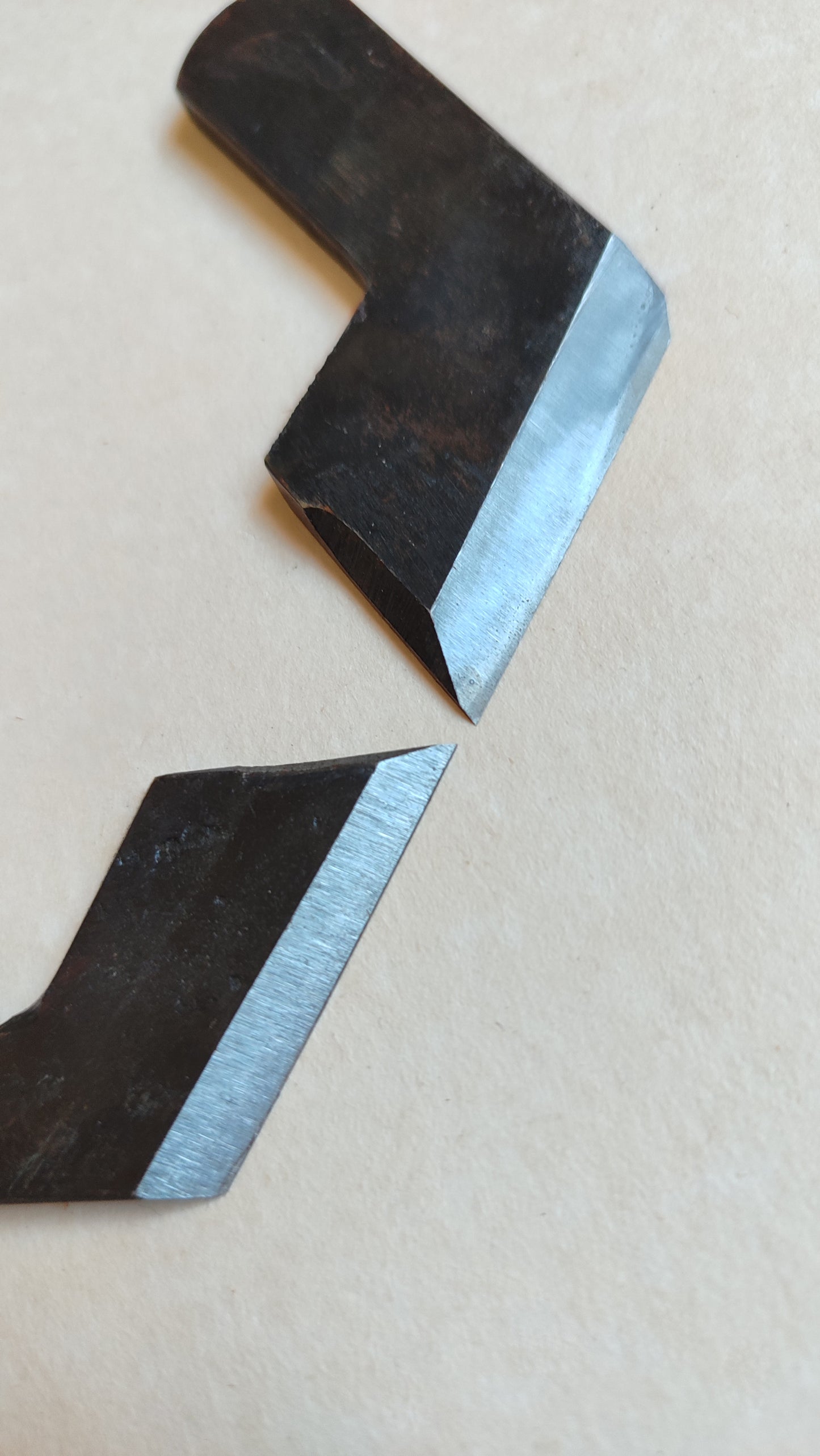 Rabot d'angle japonais Wakitori Kanna 42mm gauche "Fuji"