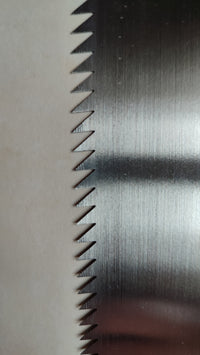 Scie japonaise forgée "Anahiki Nokogiri" 300mm "Yasuo Kaekura"