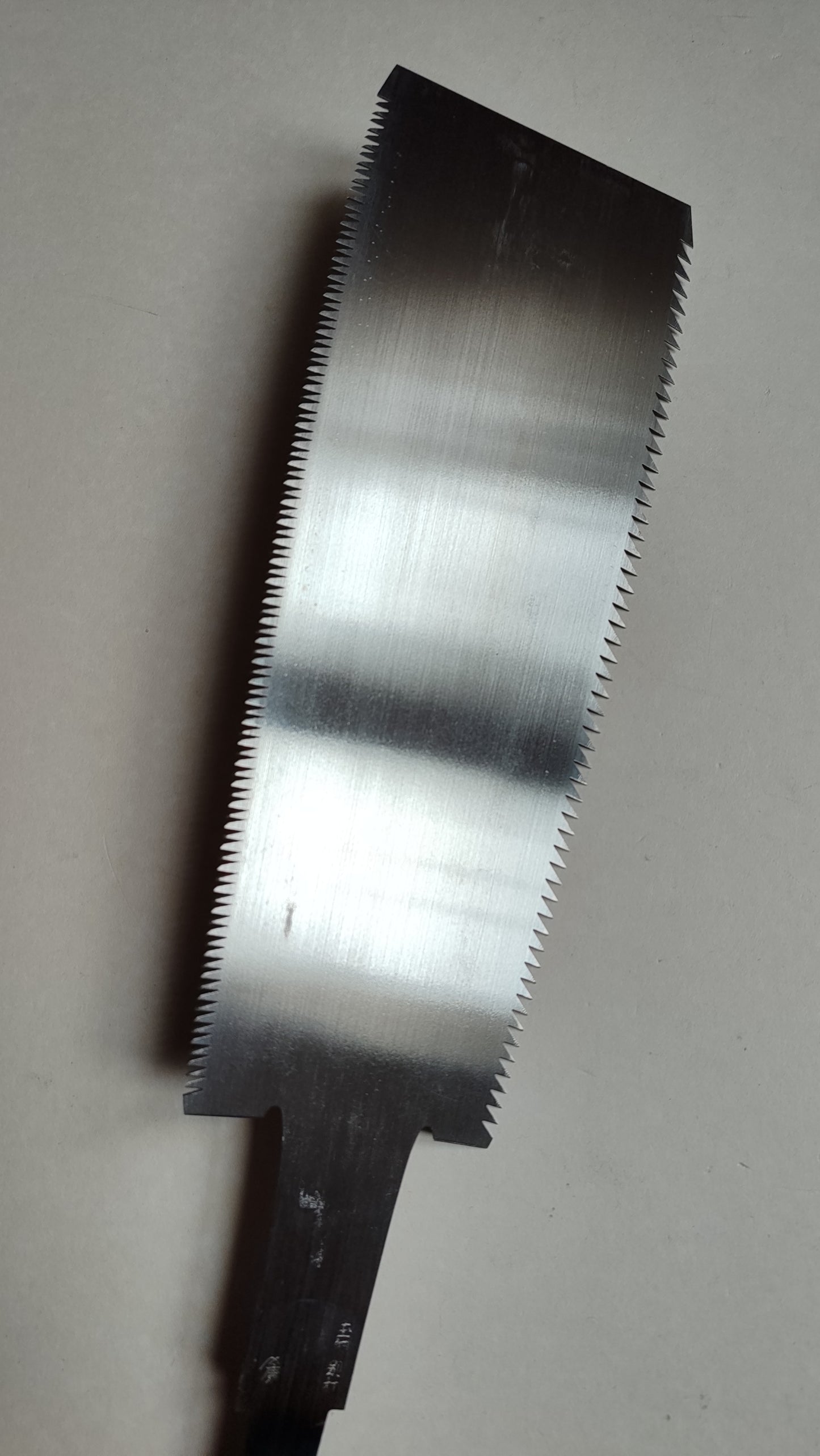 Scie japonaise forgée "Anahiki Nokogiri" 300mm "Yasuo Kaekura"
