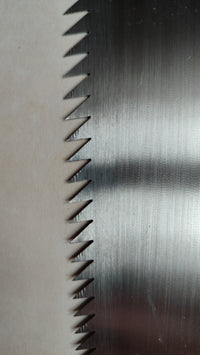 Scie japonaise forgée "Anahiki Nokogiri" 340mm "Yasuo Kaekura"