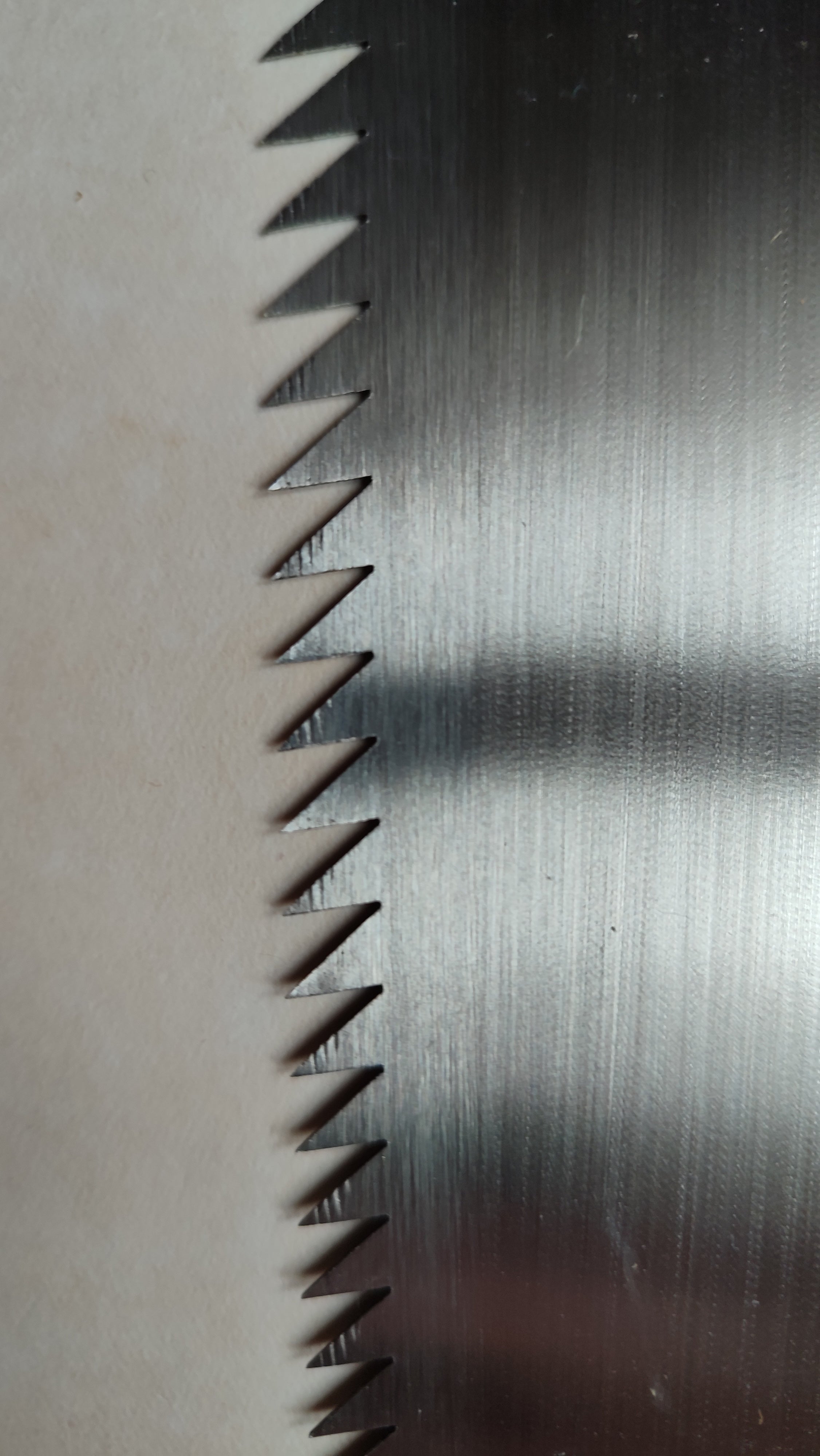 Scie japonaise forgée "Anahiki Nokogiri" 340mm "Yasuo Kaekura"