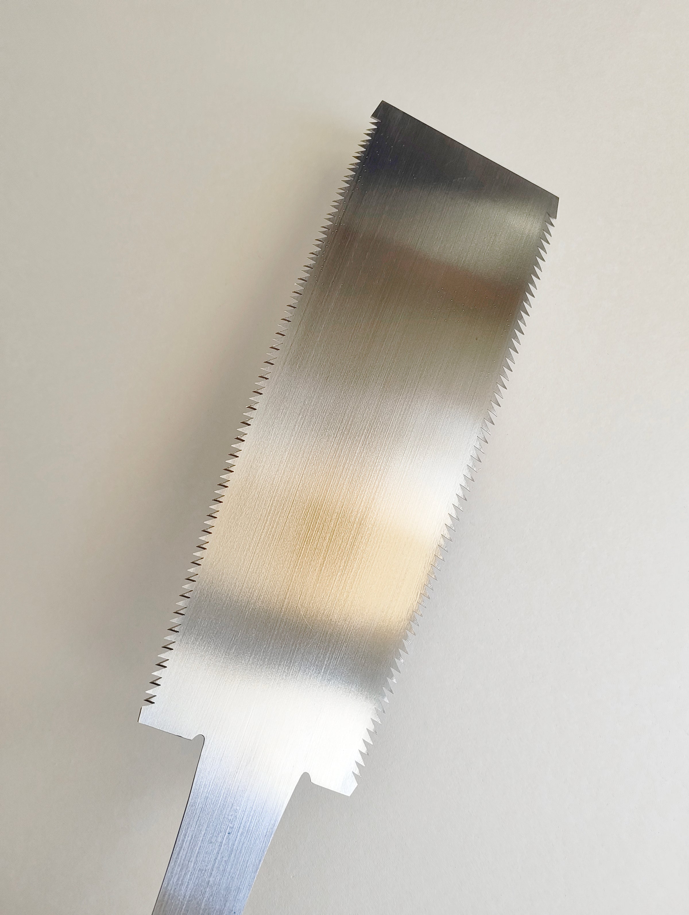 Scie japonaise forgée "Anahiki Nokogiri" 350mm "Hiroyasu Nakaya"