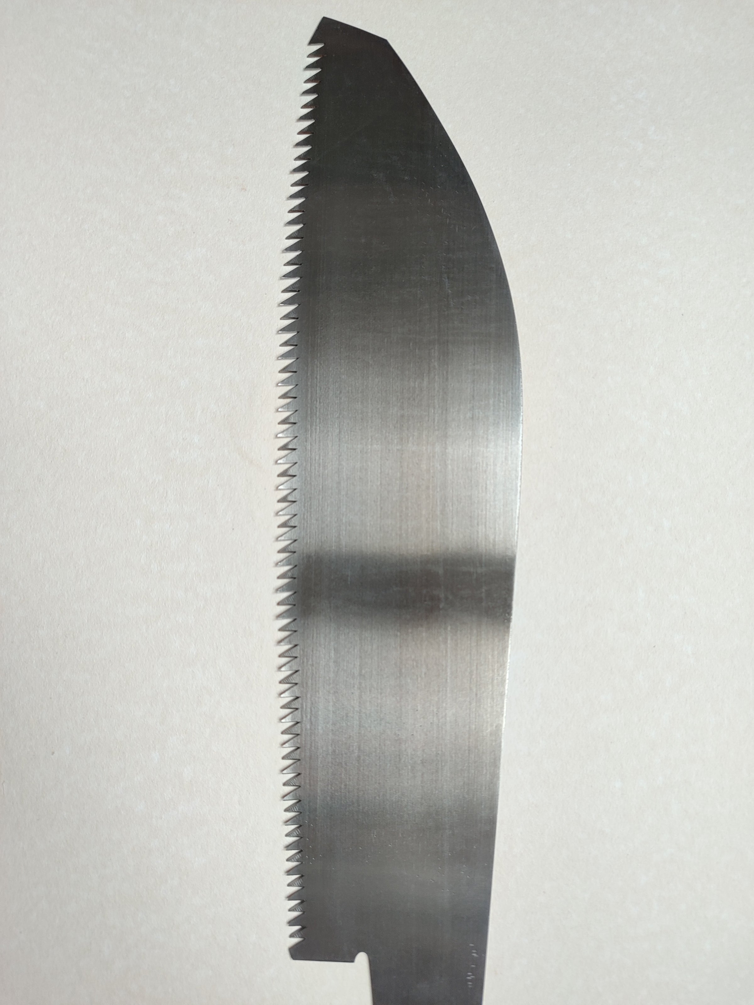 Longue scie japonaise forgée "Anahiki-nokogiri" 390mm "Koichi Nakamatsuzai"