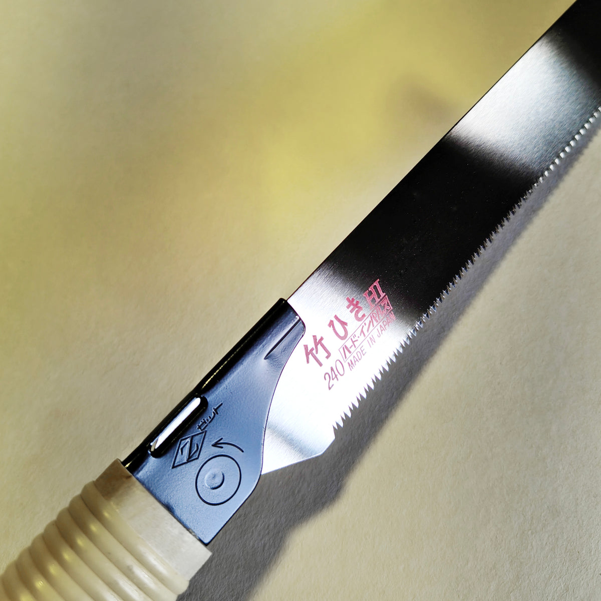 Scie japonaise bambouKataba 240mm Z-Saw