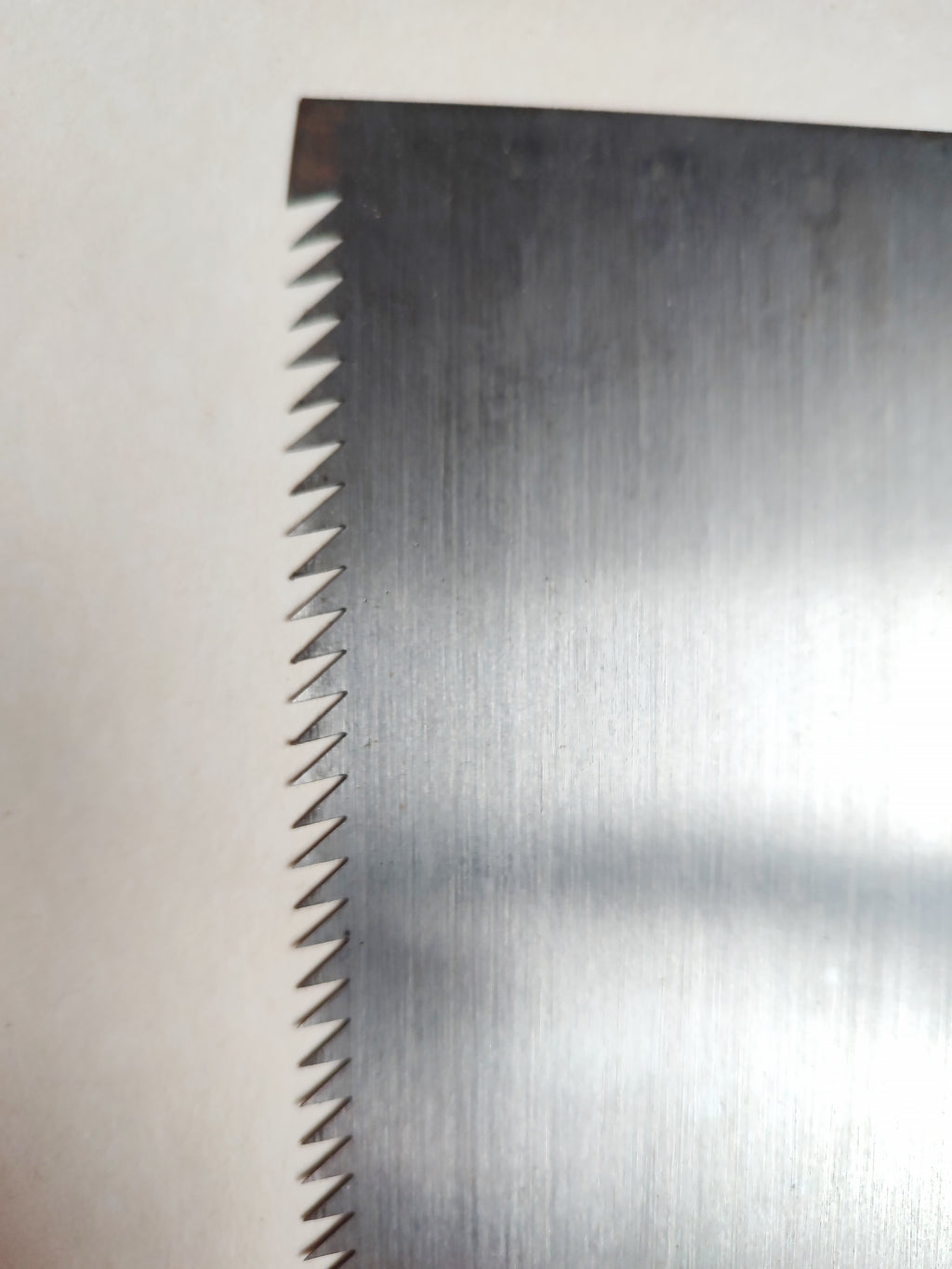 Scie japonaise forgée "Ryoba" 240mm "Isekichisaku"