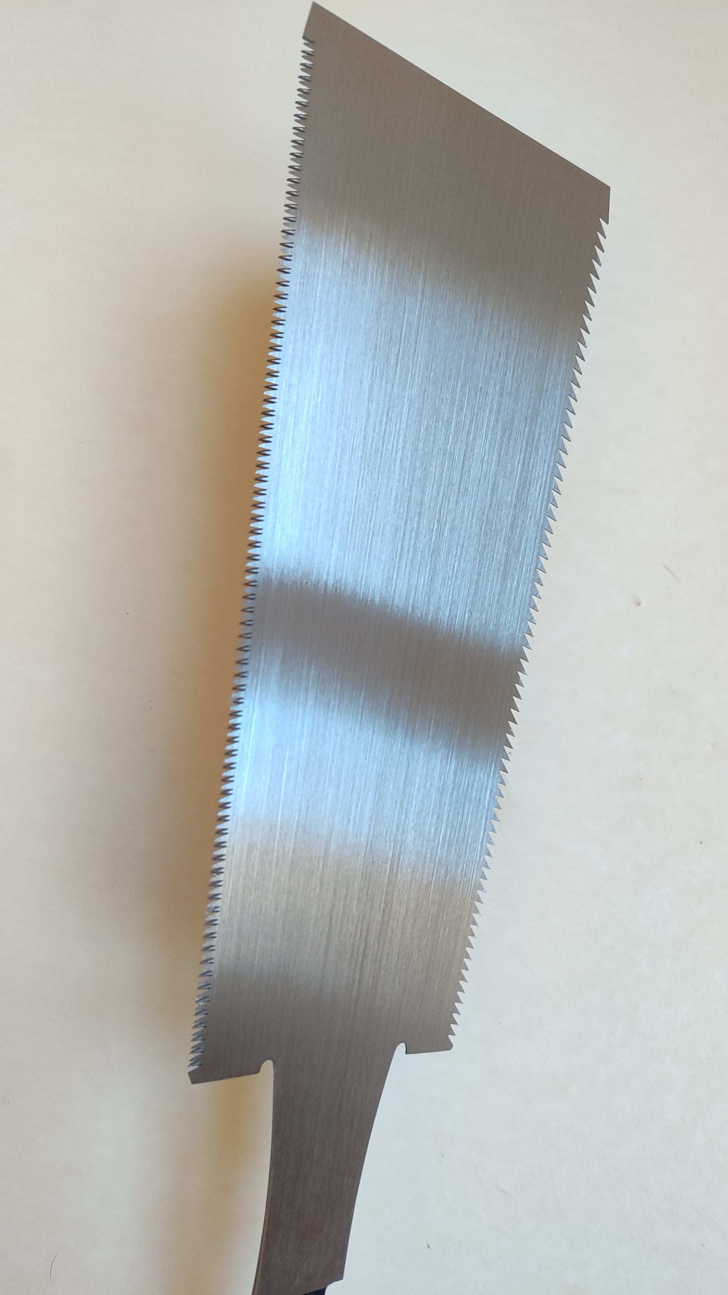 Magnifique scie japonaise forgée "Ryoba" 240mm "Sano Ryokaku "