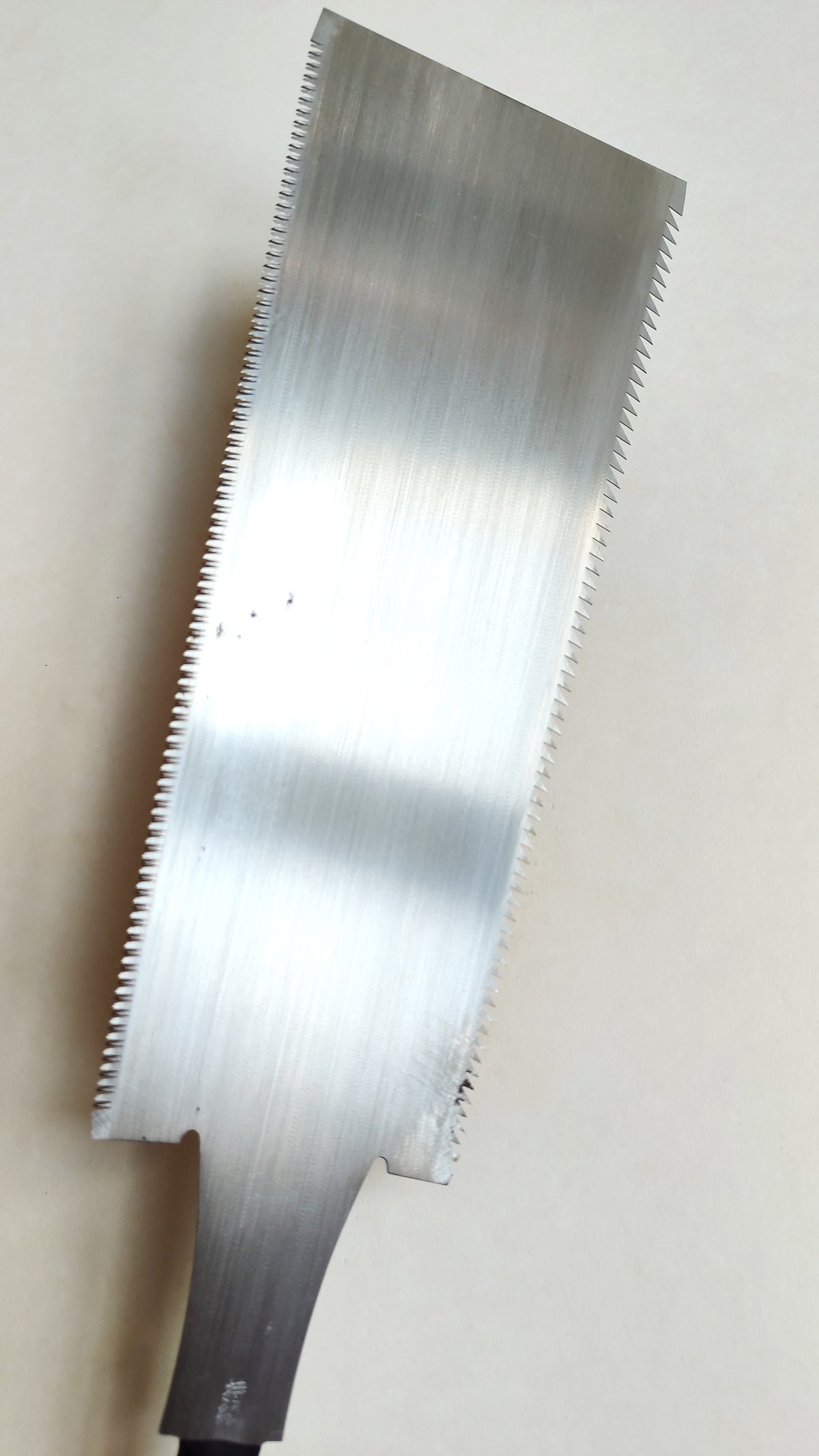 Scie japonaise forgée "Ryoba" 240mm "Shinsho Swa"