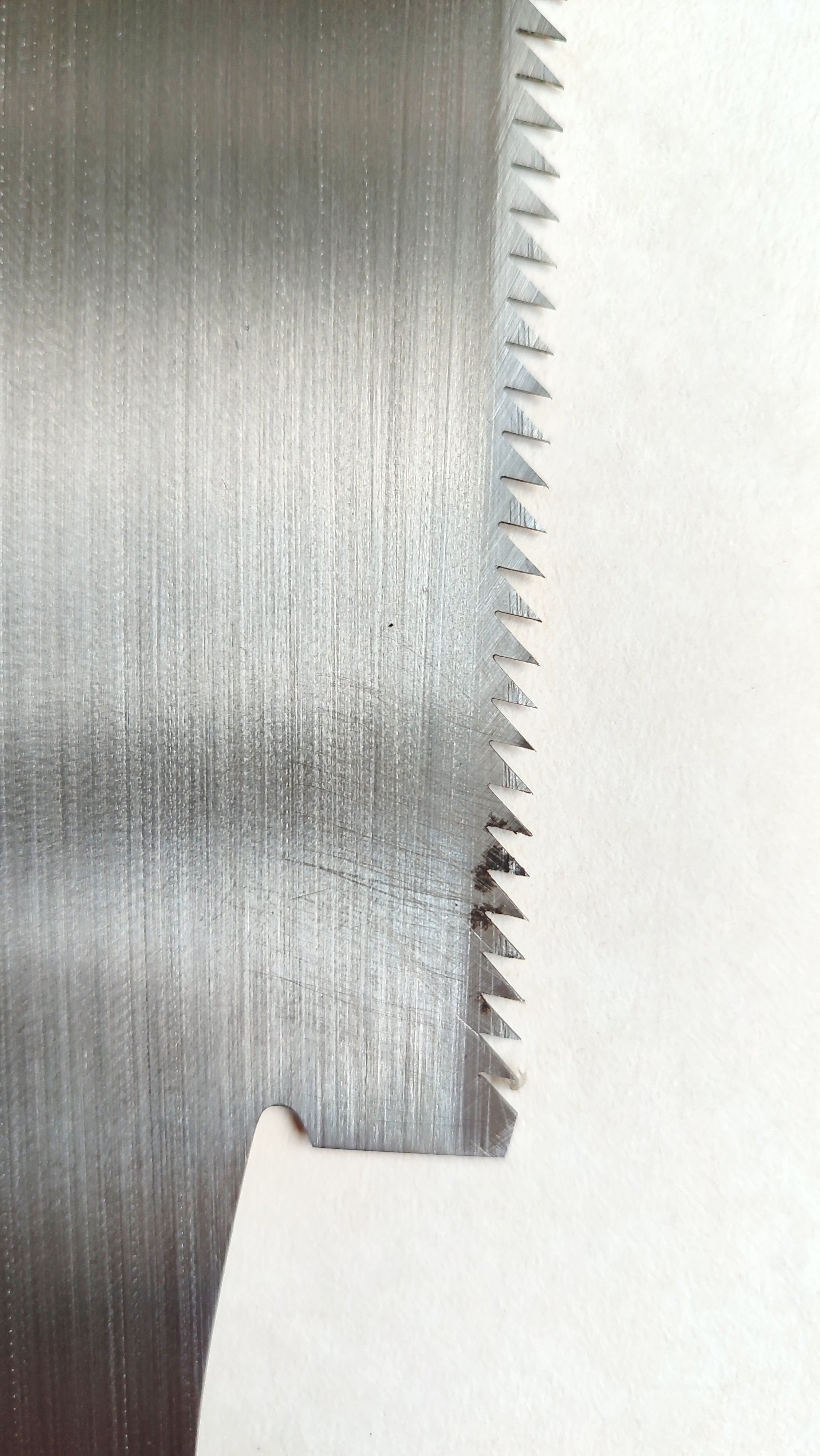 Scie japonaise forgée "Ryoba" 240mm "Shinsho Swa"