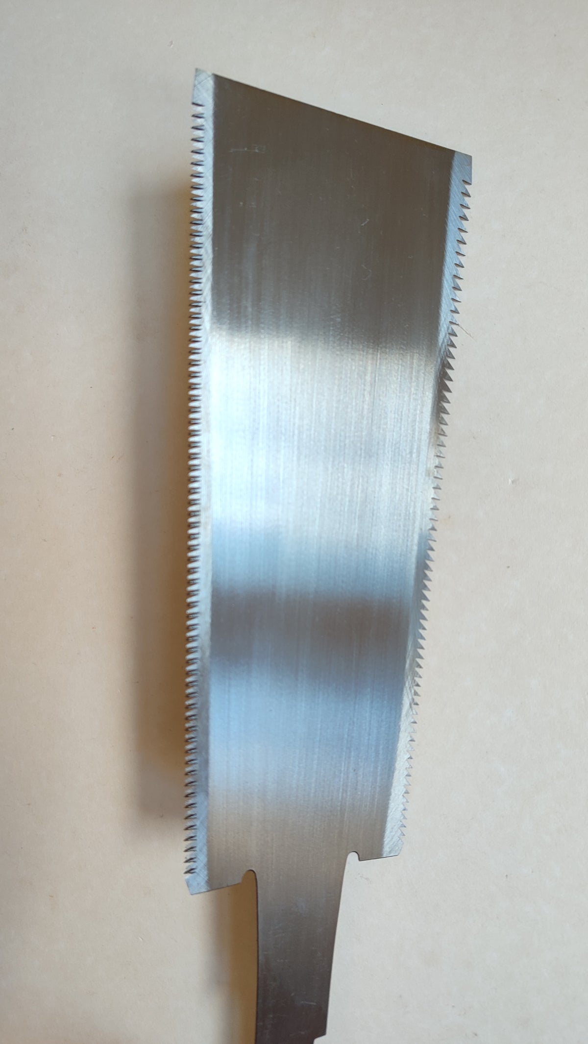 Scie japonaise forgée "Ryoba" 240mm "Tetsujiro Higashi"