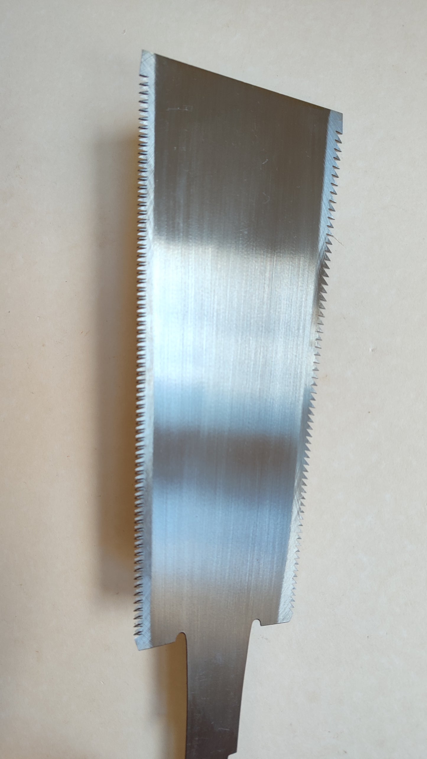 Scie japonaise forgée "Ryoba" 240mm "Tetsujiro Higashi"