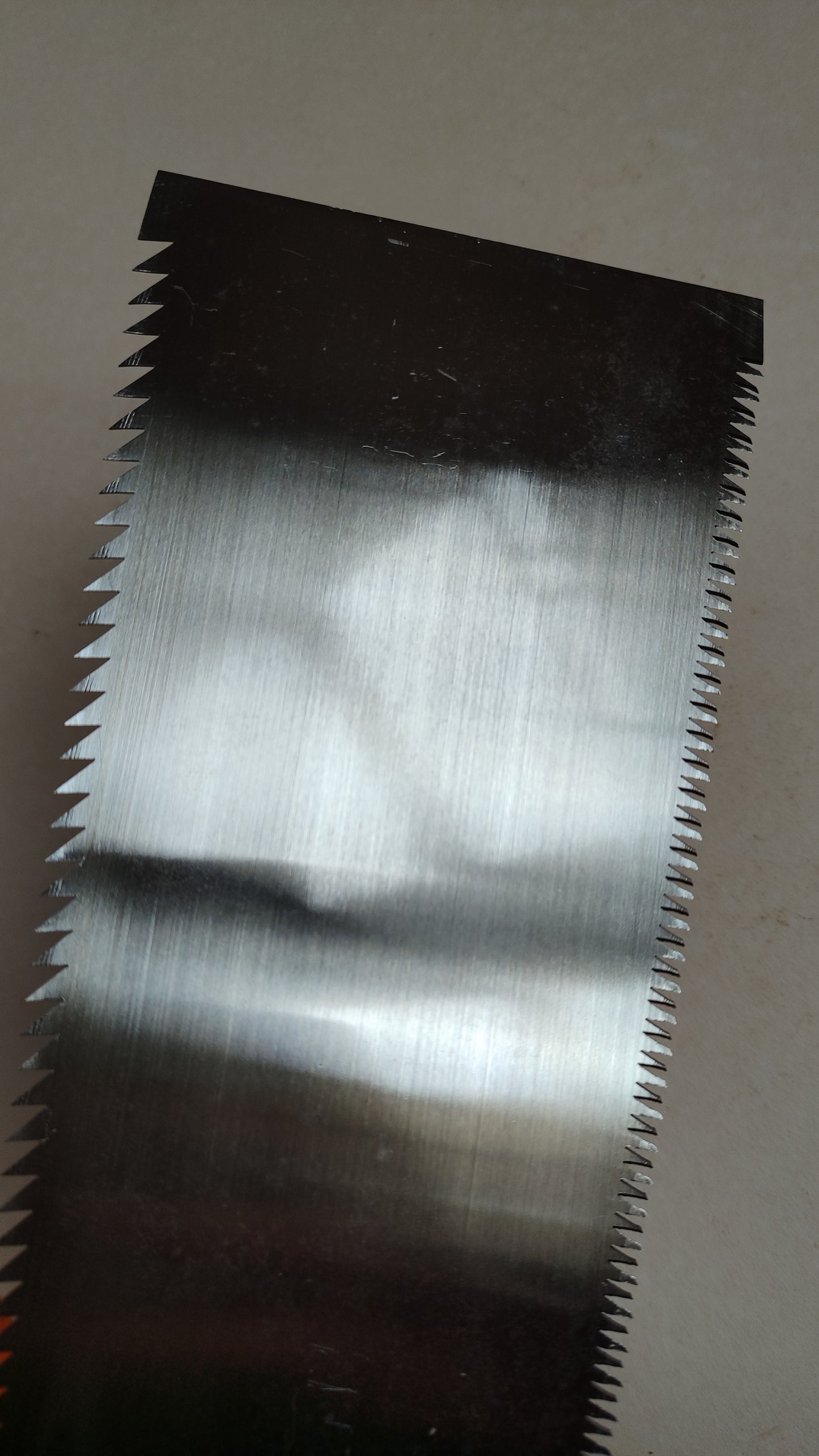 Excellente scie japonaise forgée "Ryoba" 295mm "Yona"