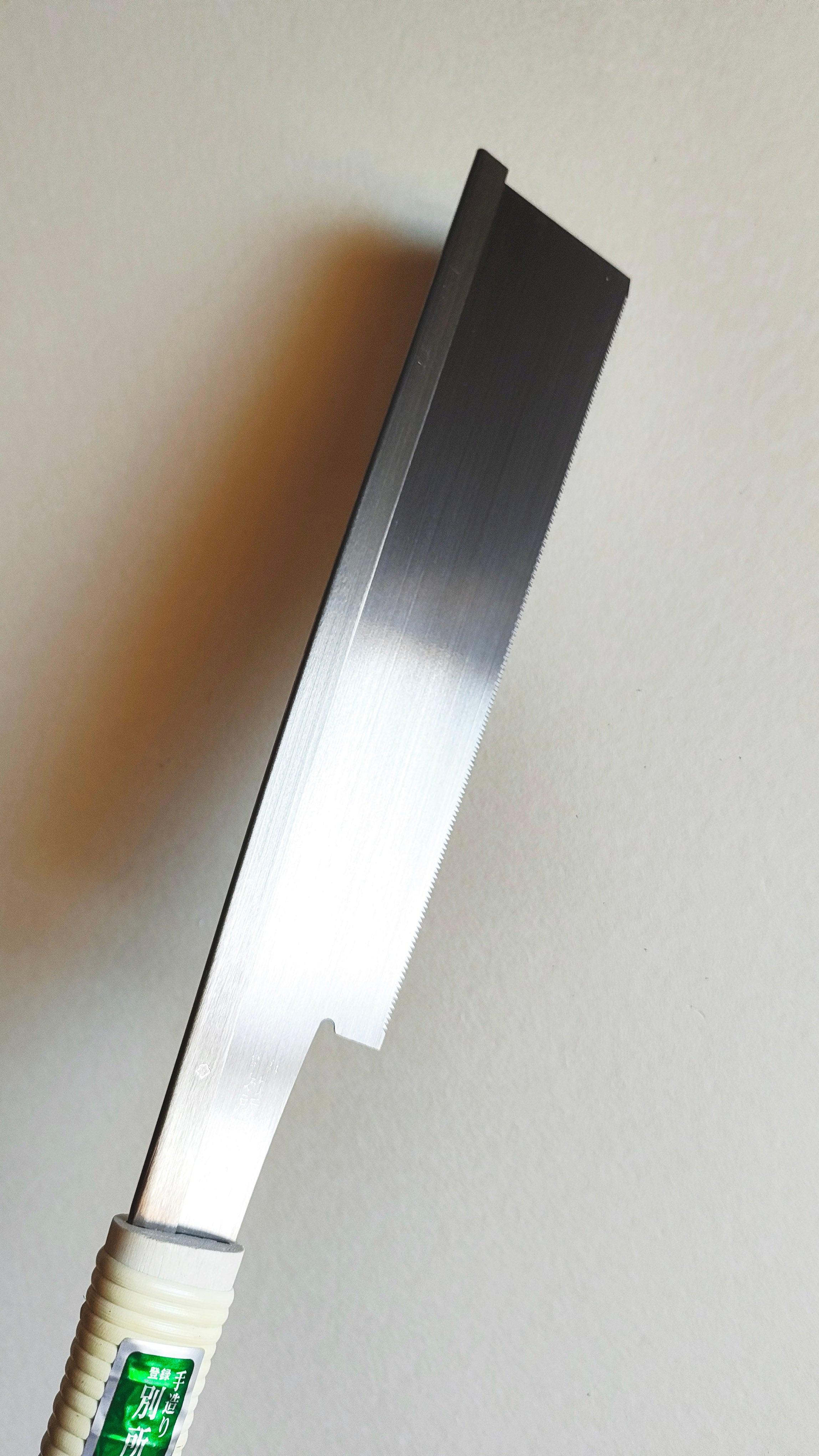 Scie japonaise "Dozuki" 240mm "Hishika" sens du fil