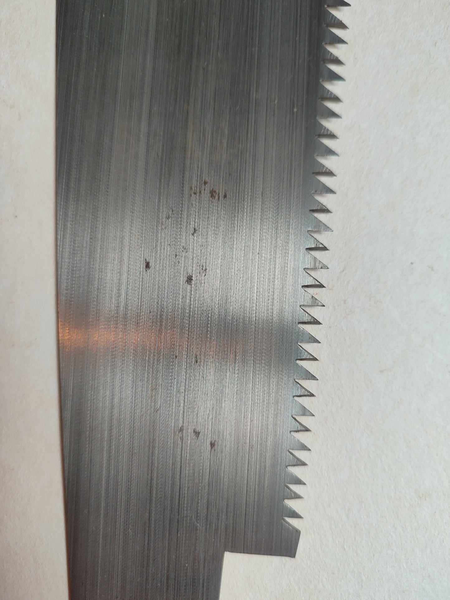 Scie japonaise forgée Anahiki-nokogiri 350mm