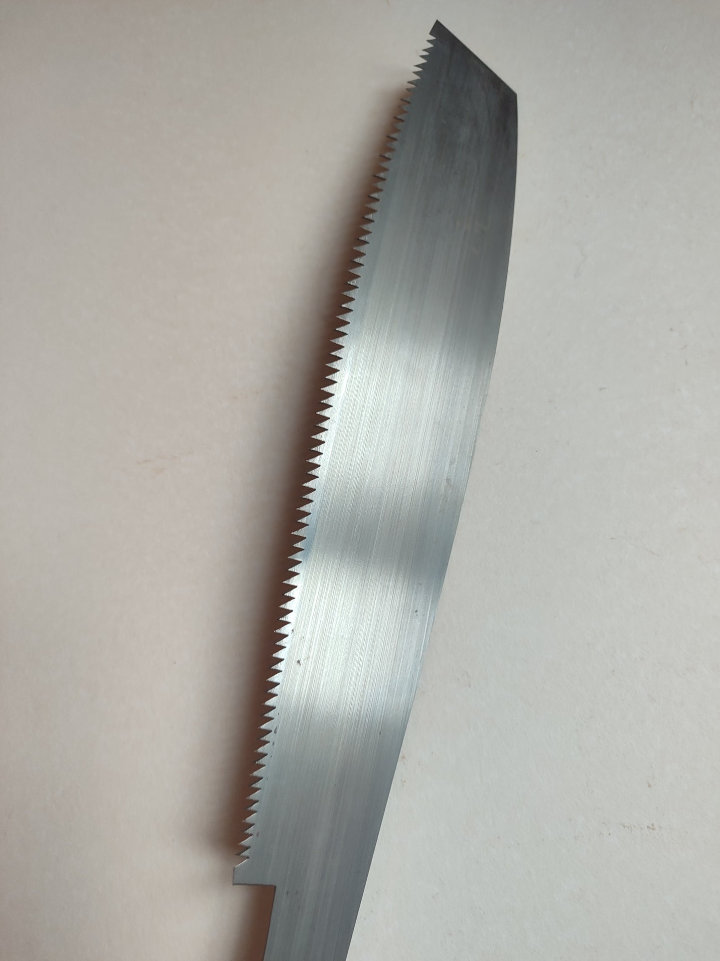 Scie japonaise forgée Anahiki-nokogiri 350mm