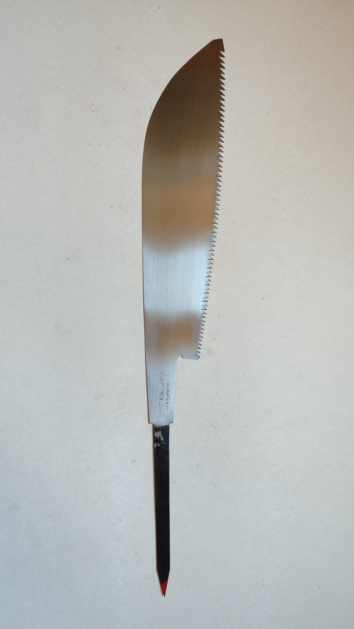 Magnifique scie forgée japonaise Anahiki-nokogiri 370mm Nakaya