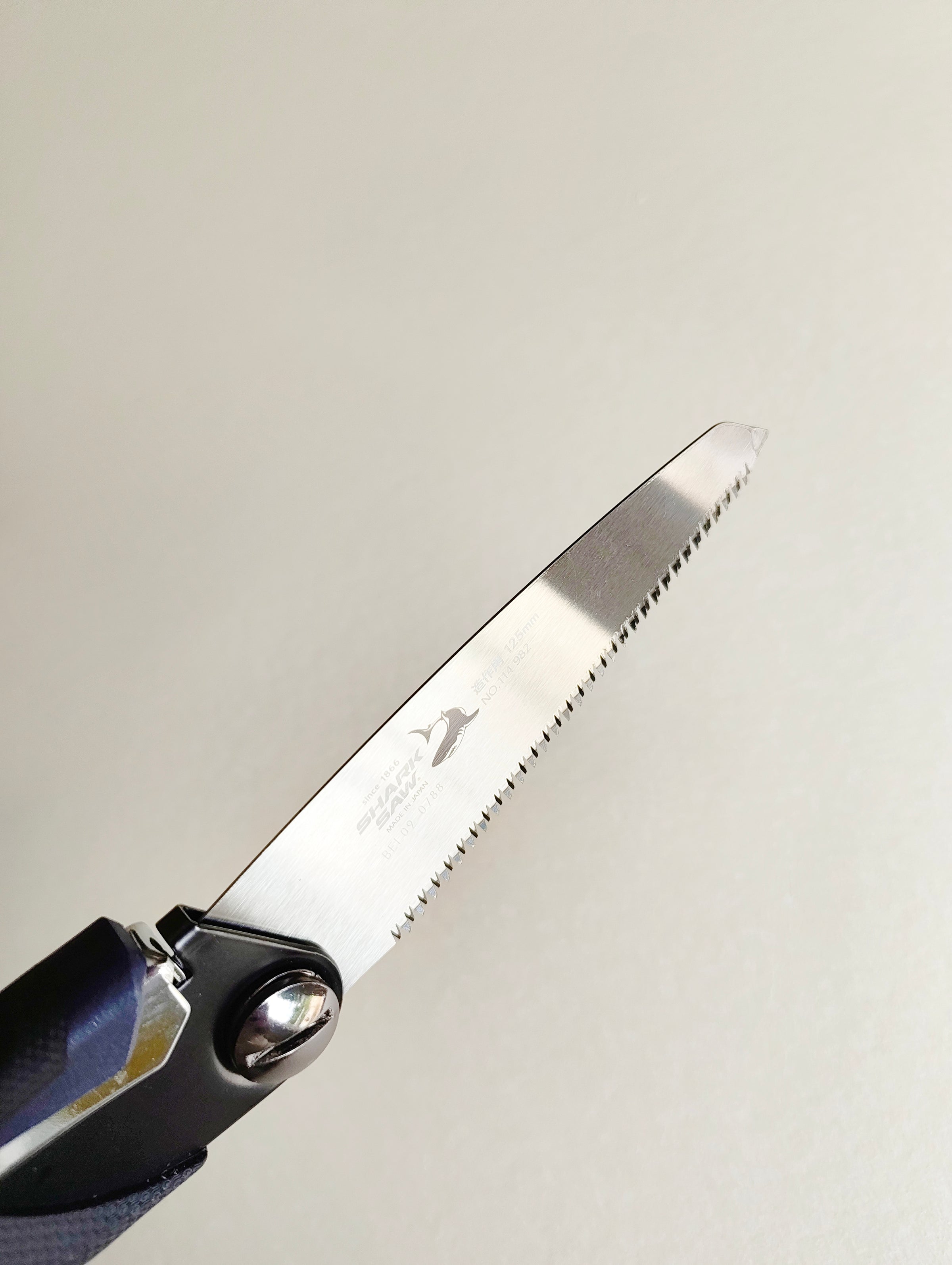 Scie japonaise de poche "Shark" 125mm