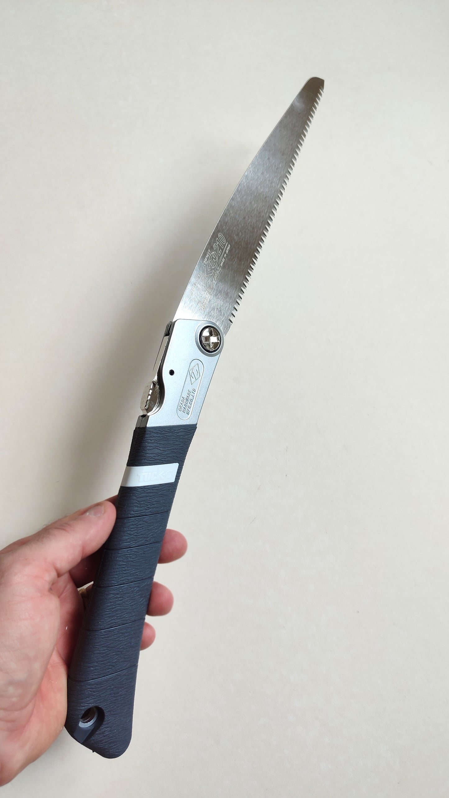 Scie japonaise pliable compact "Tuck-in" 210mm Z-saw