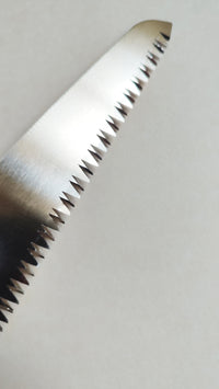 Scie japonaise pliable compact "Tuck-in" 240mm Z-saw