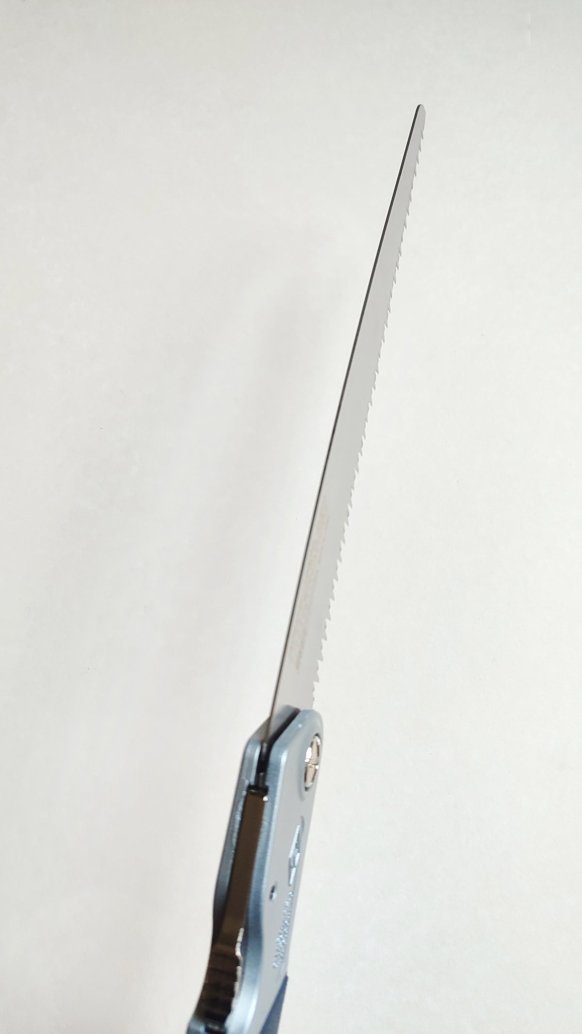 Scie japonaise pliable compact "Tuck-in" 240mm Z-saw