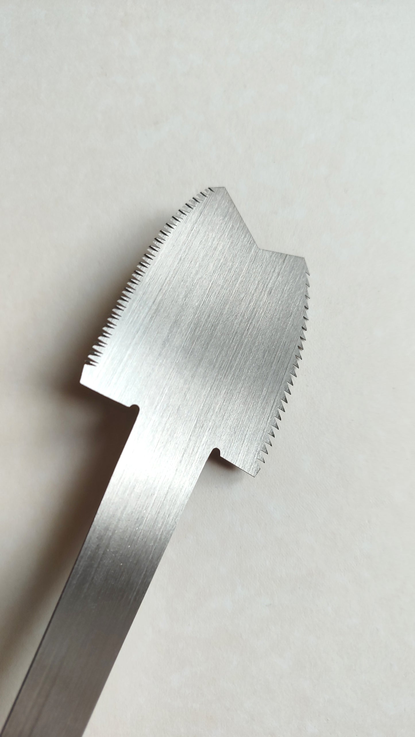 Petite scie Japonaise "Azebiki" 65mm "Hishika"
